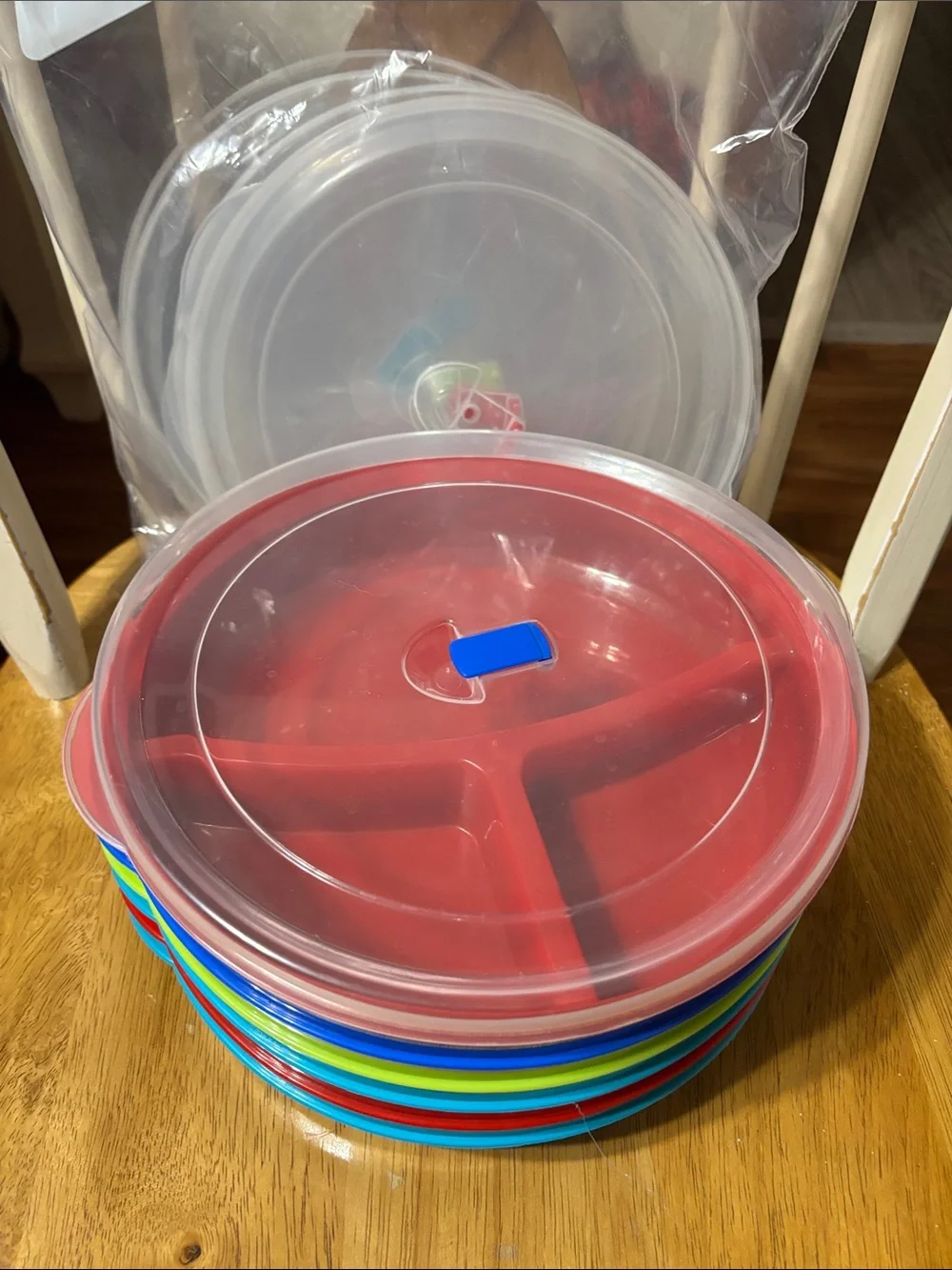 6 Stackable Plastic Divided Snack Containers with Clear Lids